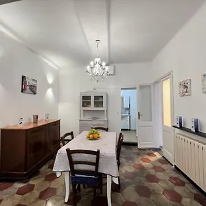 Appartement House Silvia By World, Gênes