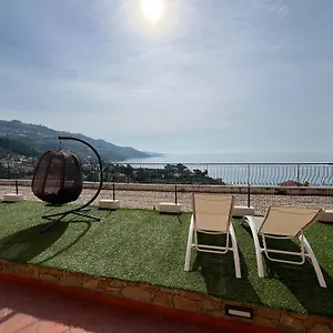 Un Mare Di Fiori Вентимилья